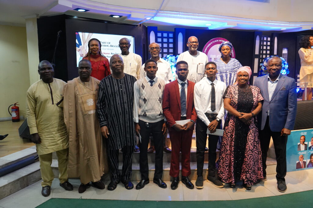 2024 rTSF Award Ceremony: Celebrating New Beneficiaries and High Achievers 